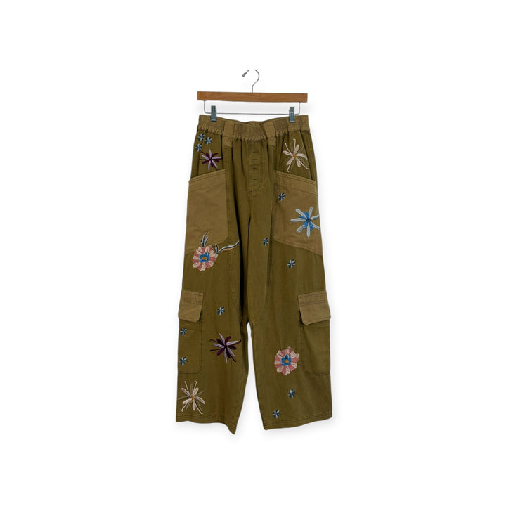 Embroidered Floral Barrel Pants