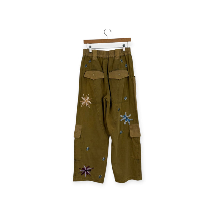 Embroidered Floral Barrel Pants