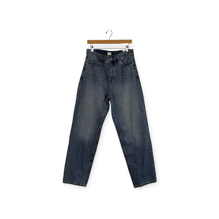100% Cotton Tapered Leg Jean